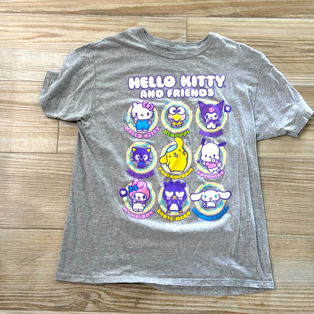 Women Hello Kitty top size L
